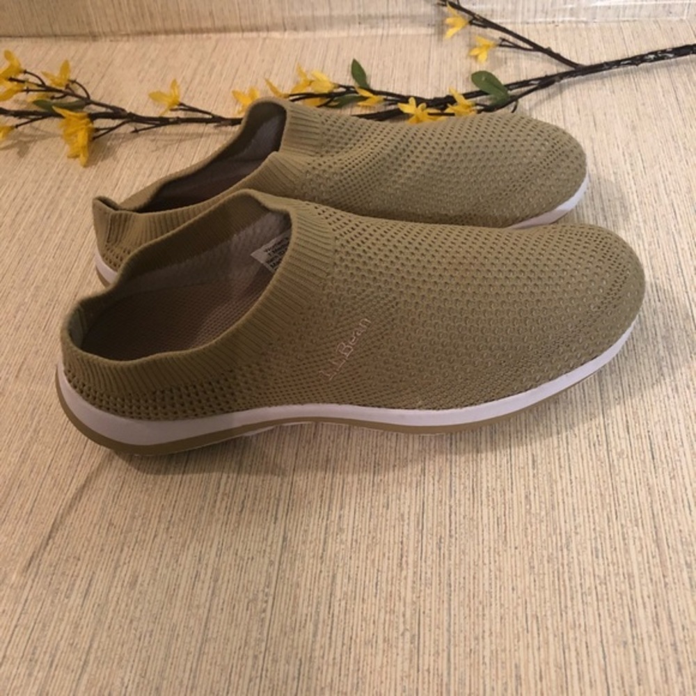 LLbean comfortable shoes - Picture 3 of 5